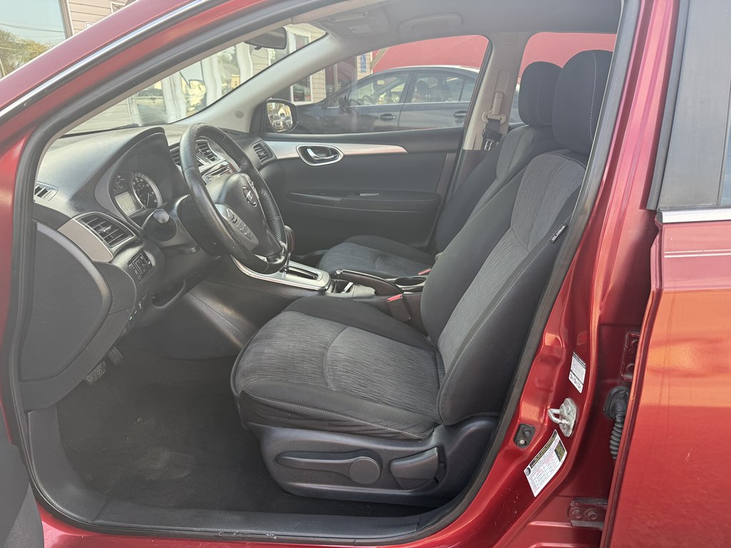 Photo 12 of this NISSAN SENTRA