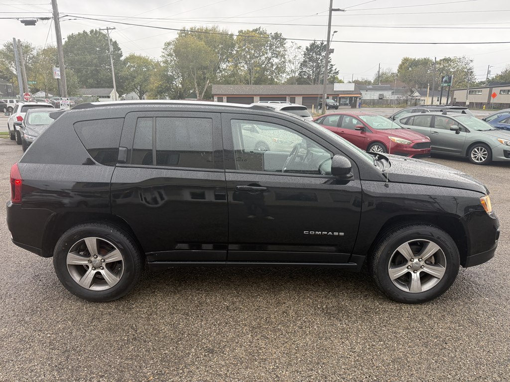Photo 6 of this JEEP COMPASS
