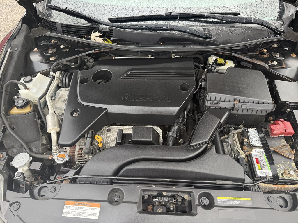 Photo 22 of this NISSAN ALTIMA