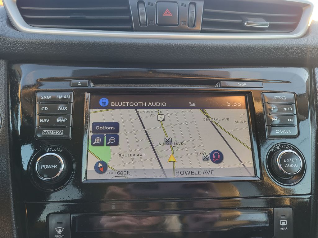 Photo 17 of this NISSAN ROGUE