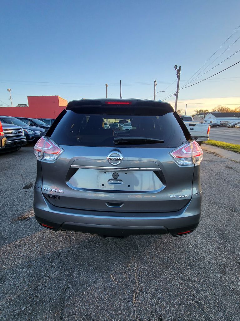 Photo 4 of this NISSAN ROGUE