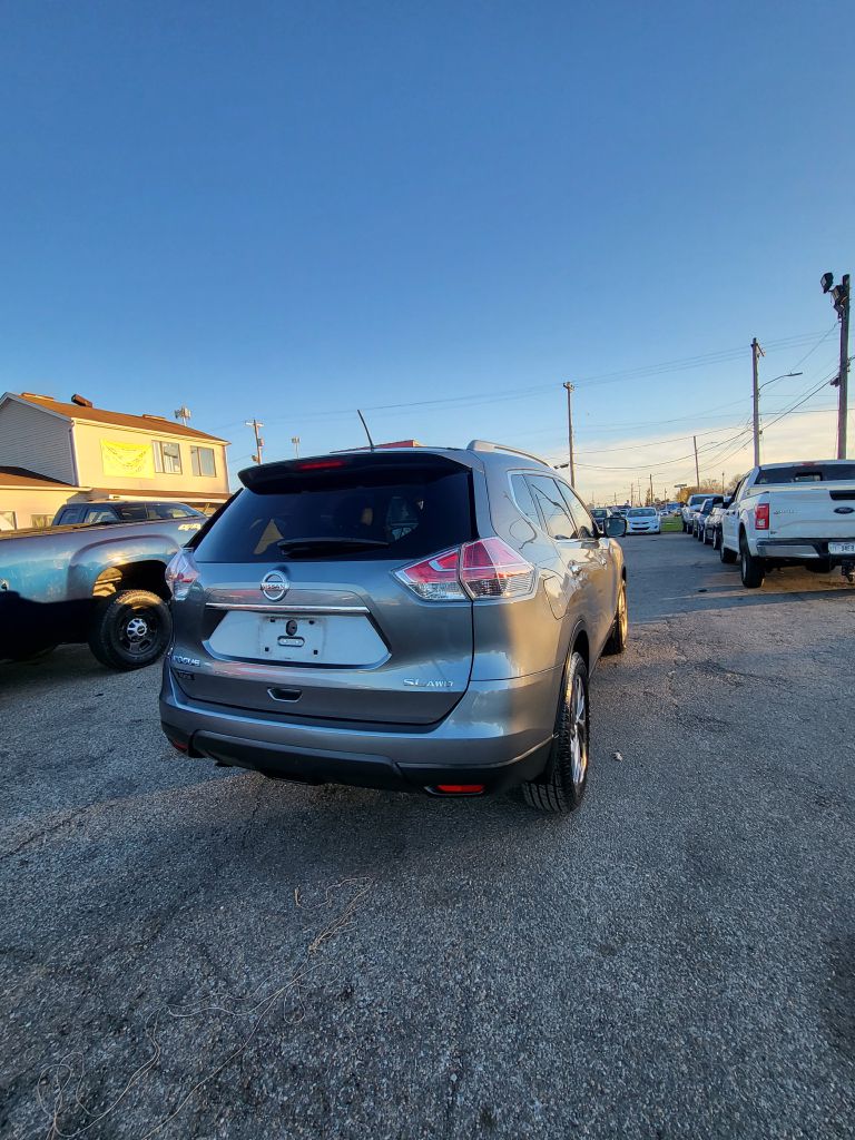 Photo 6 of this NISSAN ROGUE