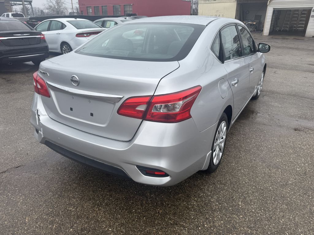 Photo 4 of this NISSAN SENTRA
