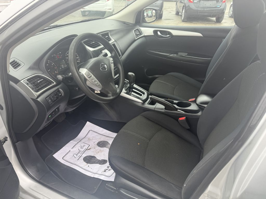 Photo 8 of this NISSAN SENTRA