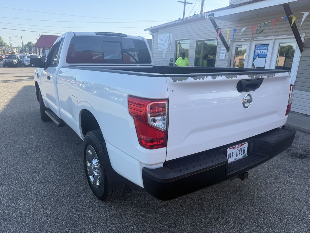 Photo 3 of this NISSAN TITAN XD