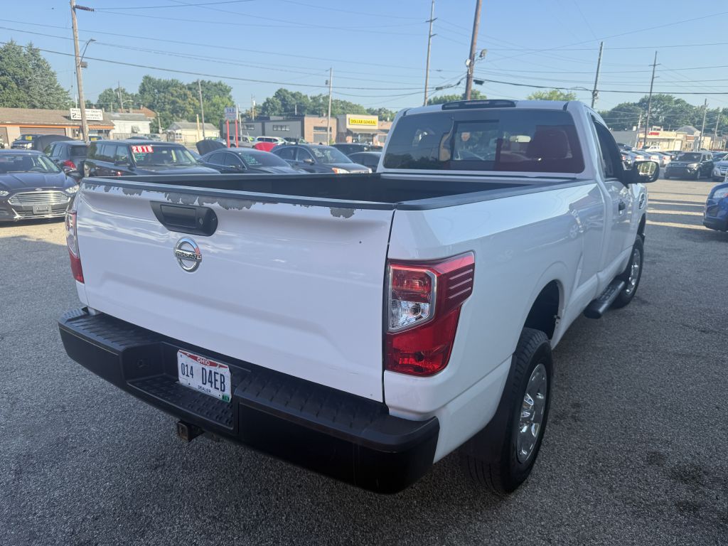 Photo 4 of this NISSAN TITAN XD
