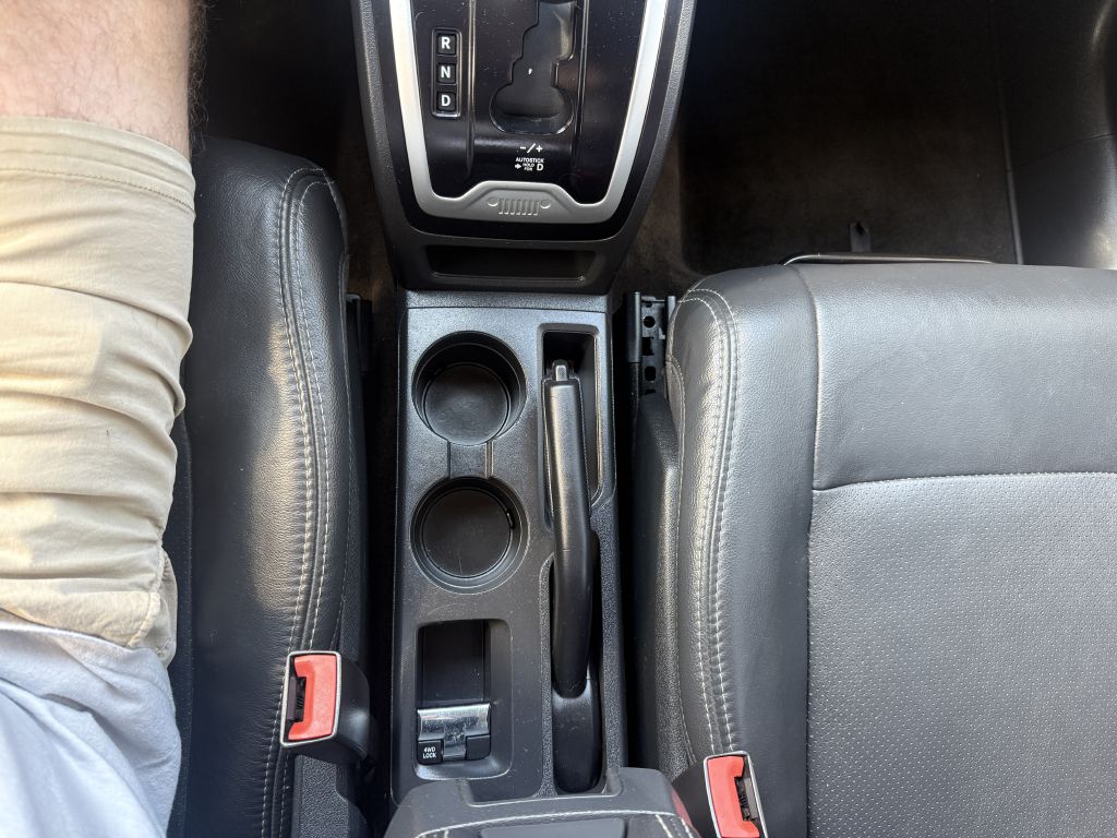 Photo 11 of this JEEP COMPASS