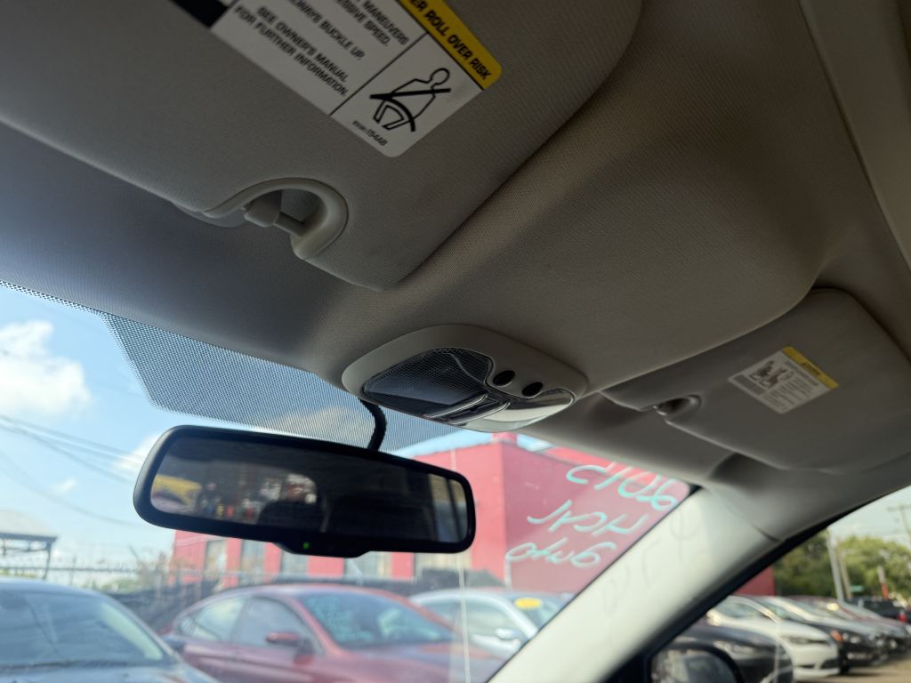 Photo 14 of this JEEP COMPASS
