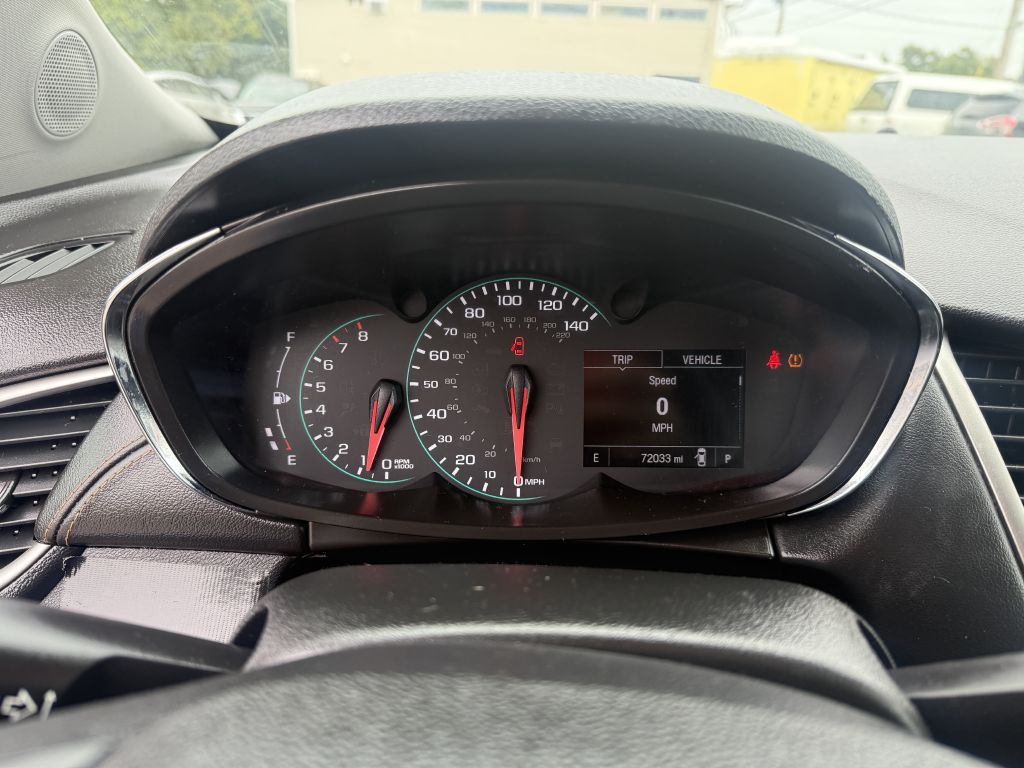 Photo 10 of this CHEVROLET TRAX
