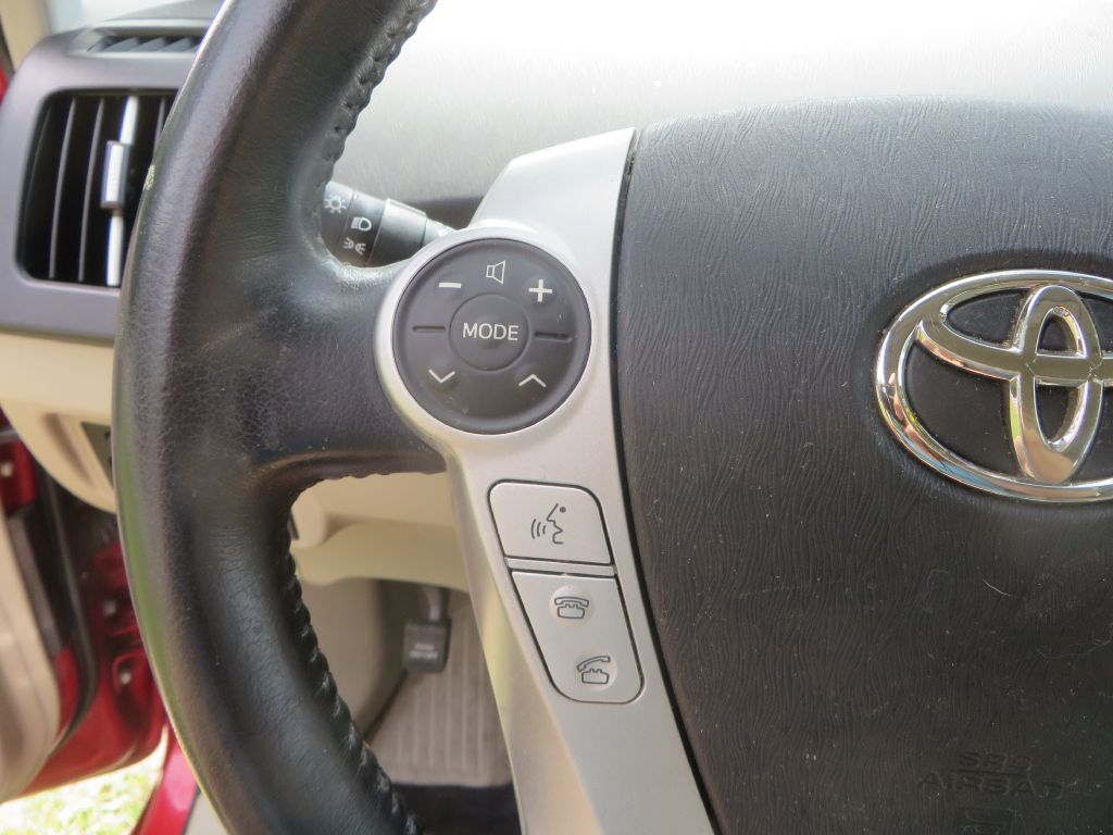 Photo 14 of this TOYOTA PRIUS