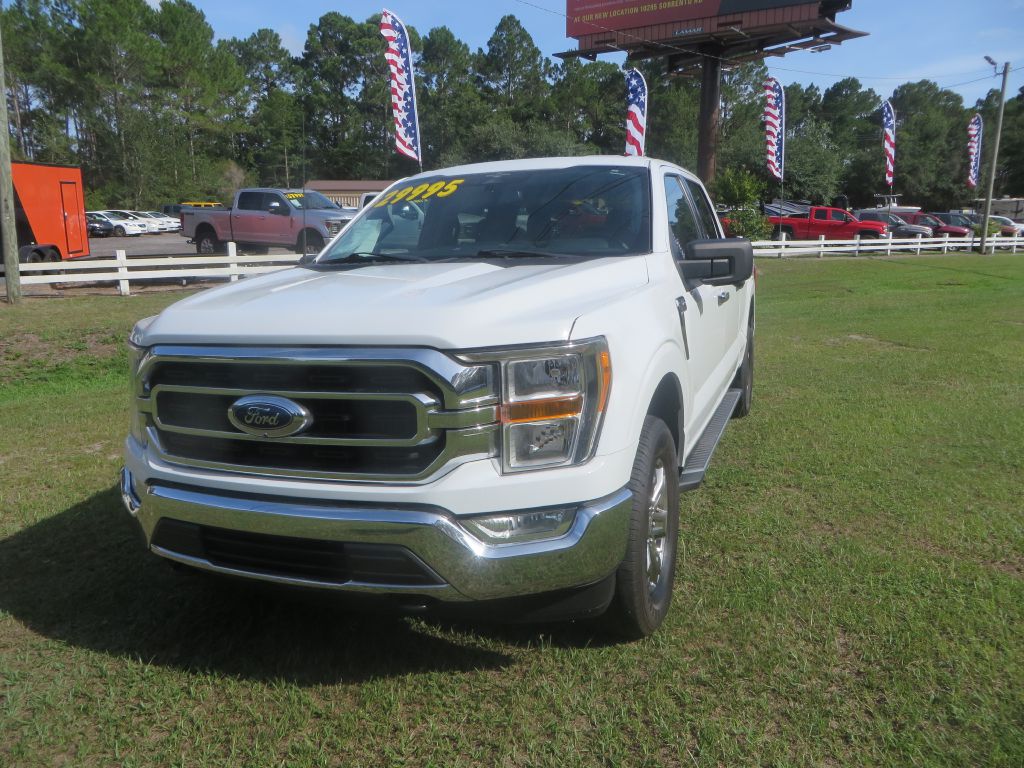 Photo 2 of this FORD F150