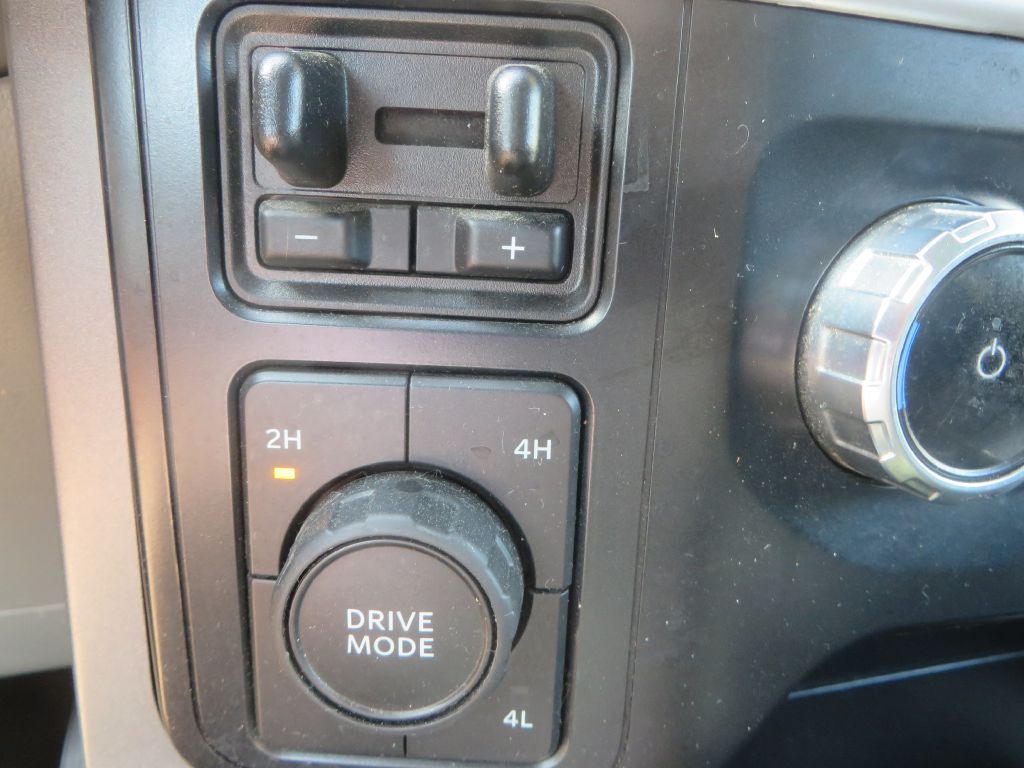 Photo 21 of this FORD F150