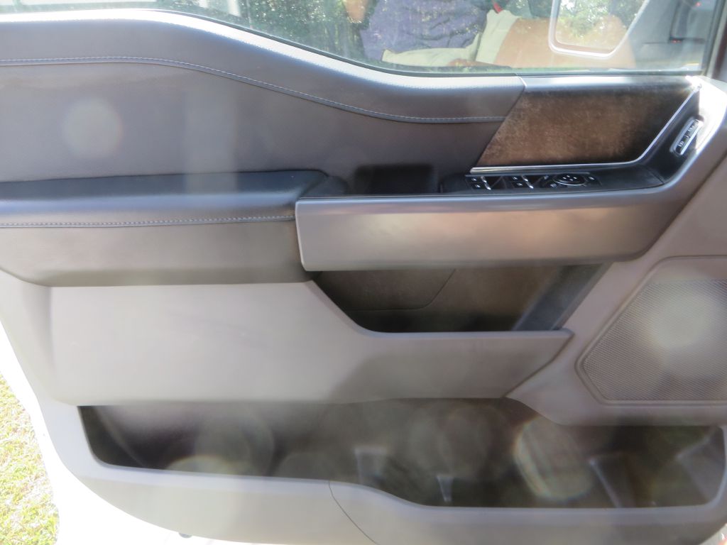 Photo 24 of this FORD F150