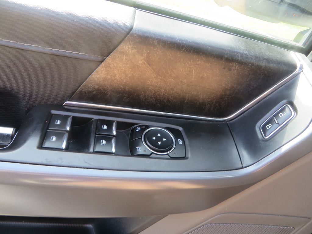 Photo 25 of this FORD F150