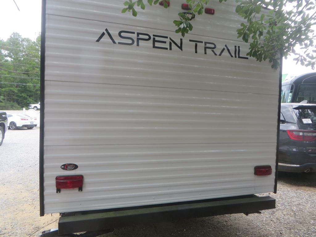 Photo 4 of this DUTCHMAN ASPEN TRAIL
