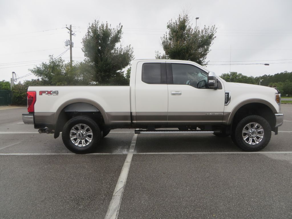 Photo 5 of this FORD F250