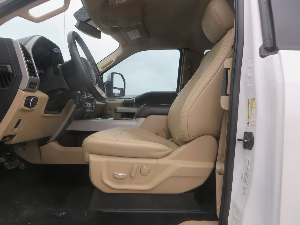 Photo 13 of this FORD F250