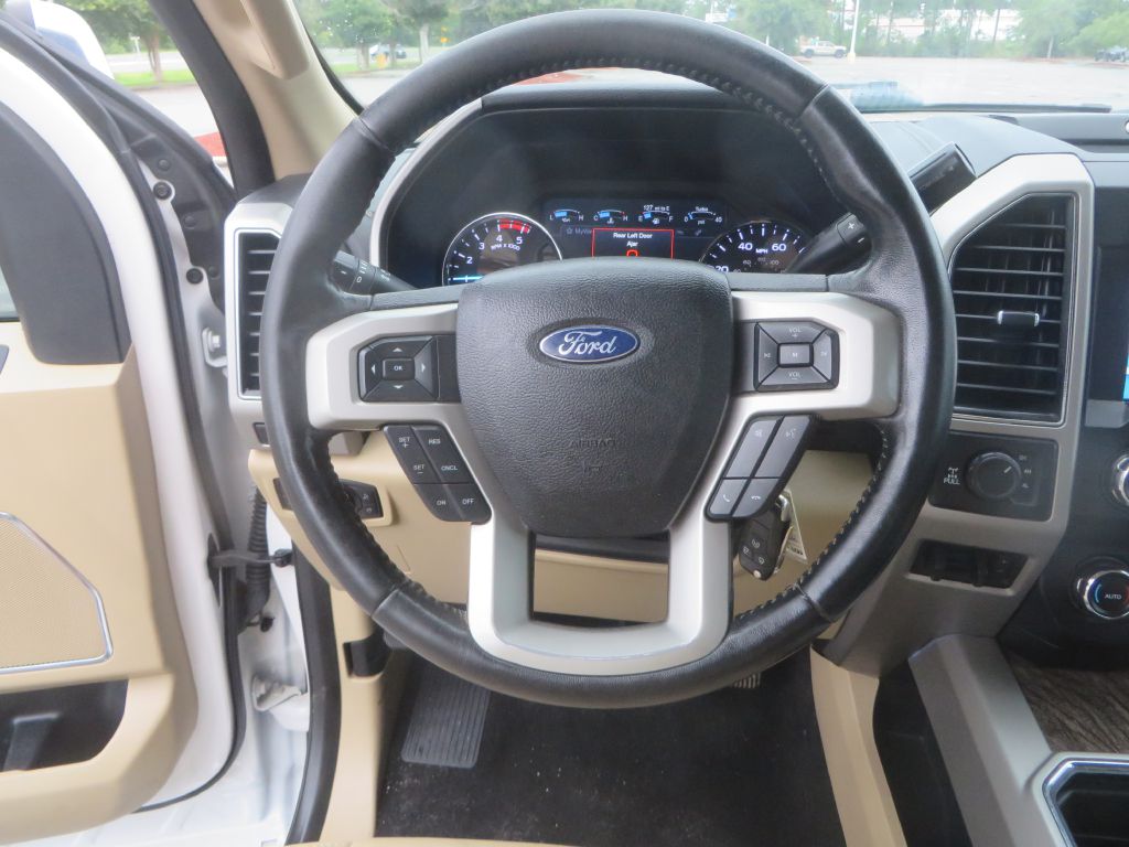 Photo 17 of this FORD F250