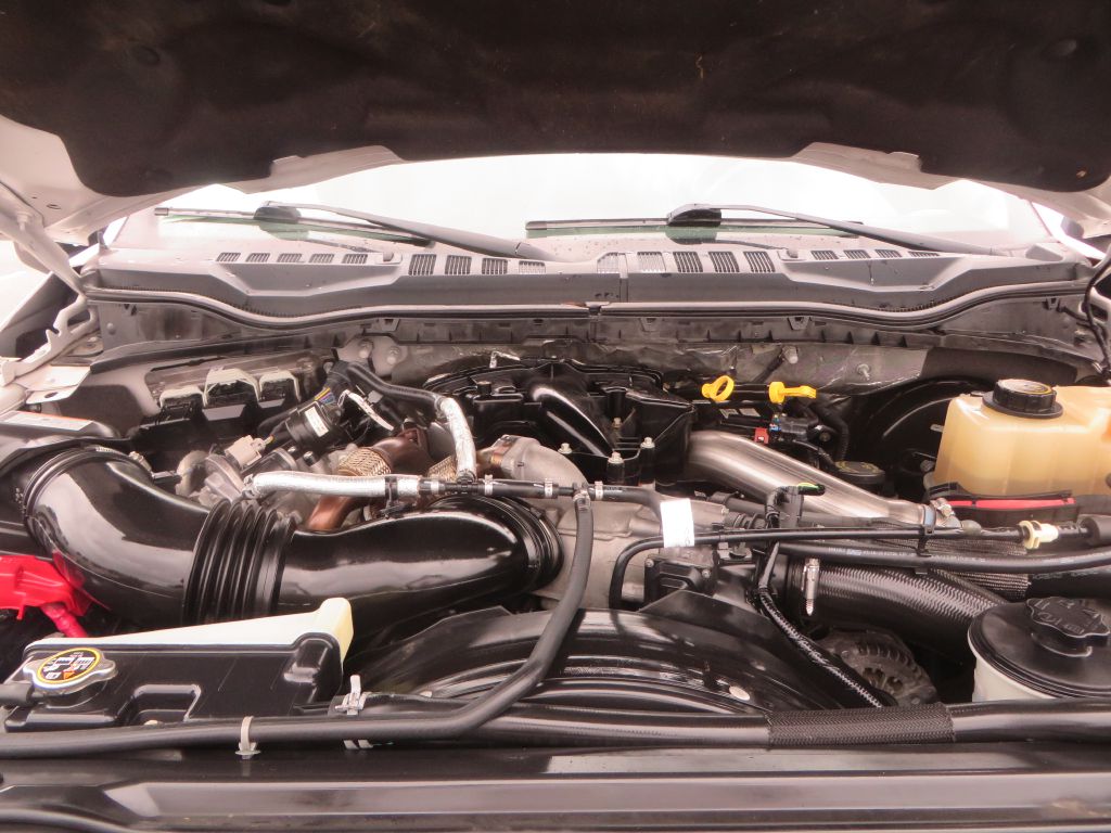 Photo 30 of this FORD F250