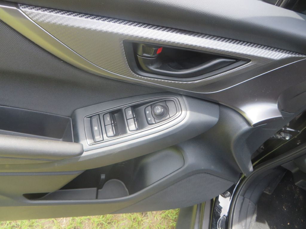 Photo 12 of this SUBARU WRX