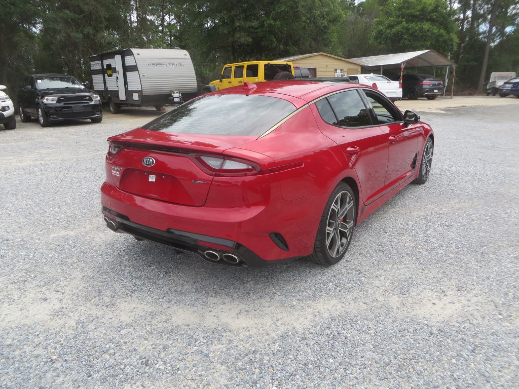 Photo 6 of this KIA STINGER