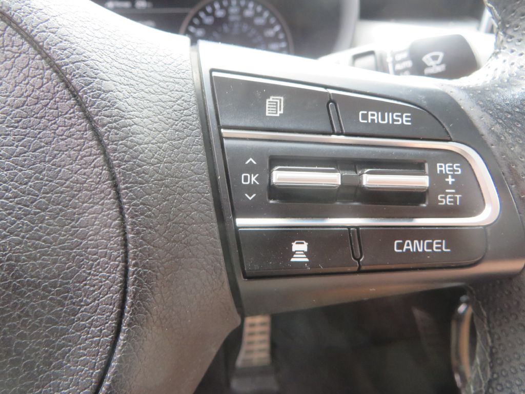 Photo 15 of this KIA STINGER