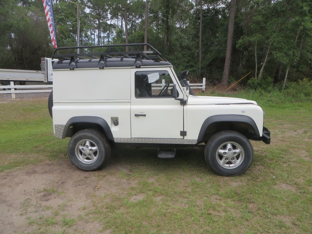 1990 LAND ROVER DEFENDER