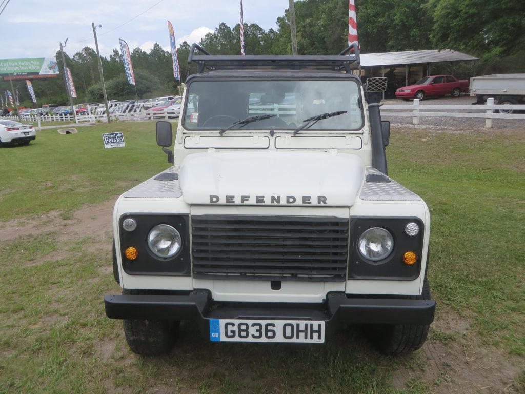 Photo 3 of this LAND ROVER DEFENDER