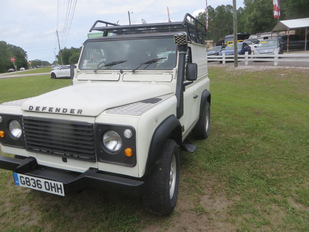 Photo 4 of this LAND ROVER DEFENDER