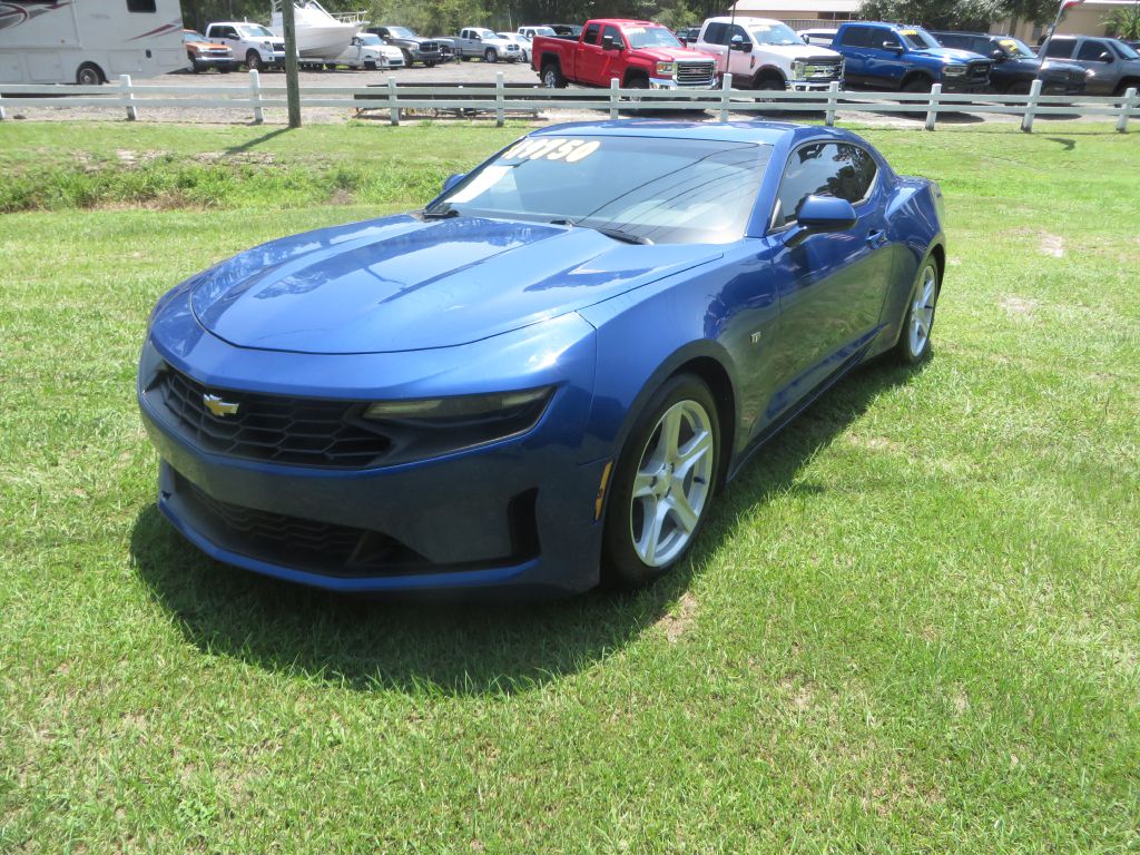Photo 2 of this CHEVROLET CAMARO