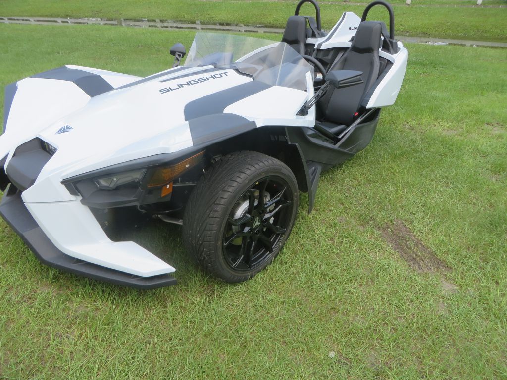 Photo 2 of this POLARIS SLINGSHOT