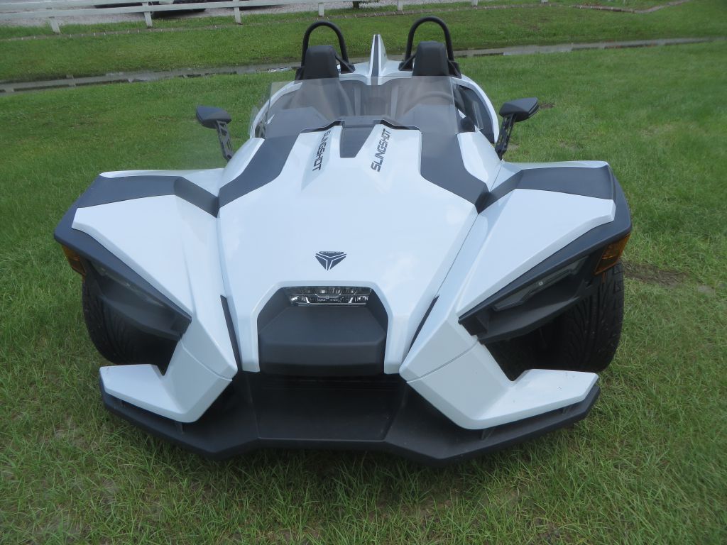 Photo 3 of this POLARIS SLINGSHOT