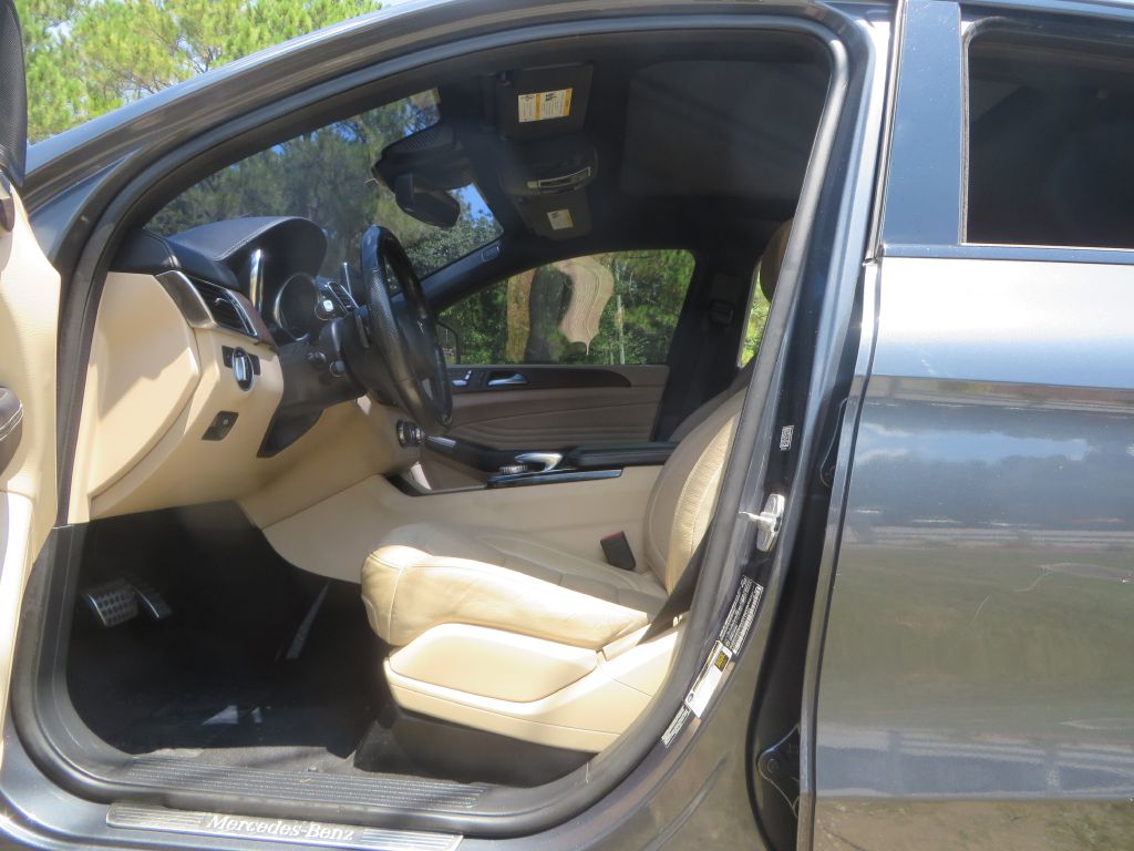 Photo 11 of this MERCEDES-BENZ GLE COUPE