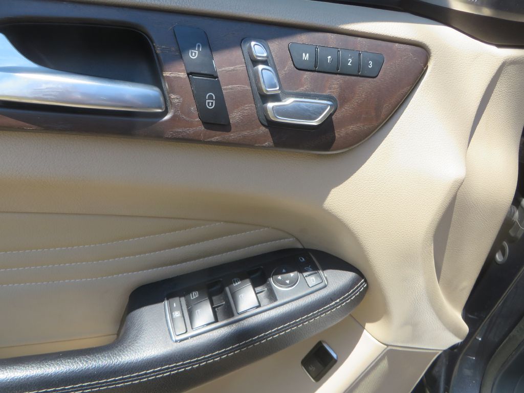 Photo 13 of this MERCEDES-BENZ GLE COUPE