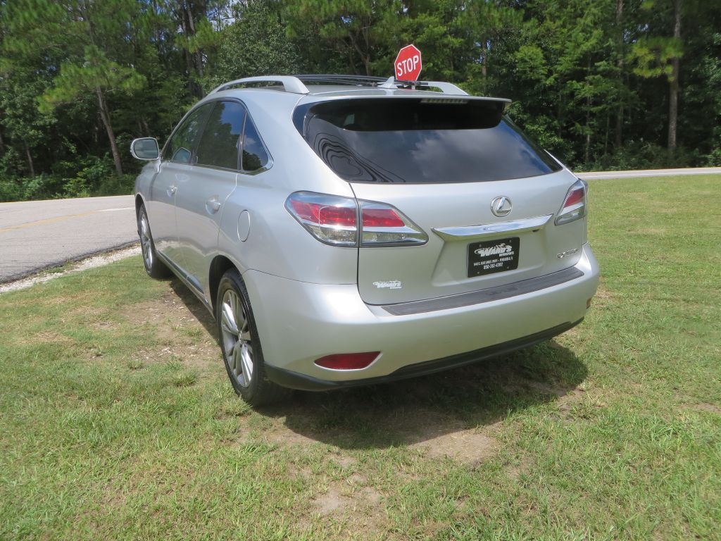 Photo 8 of this LEXUS RX