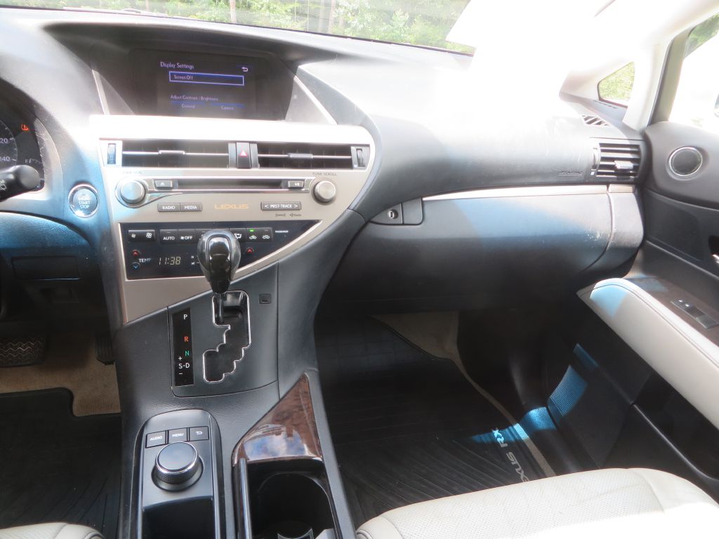 Photo 19 of this LEXUS RX