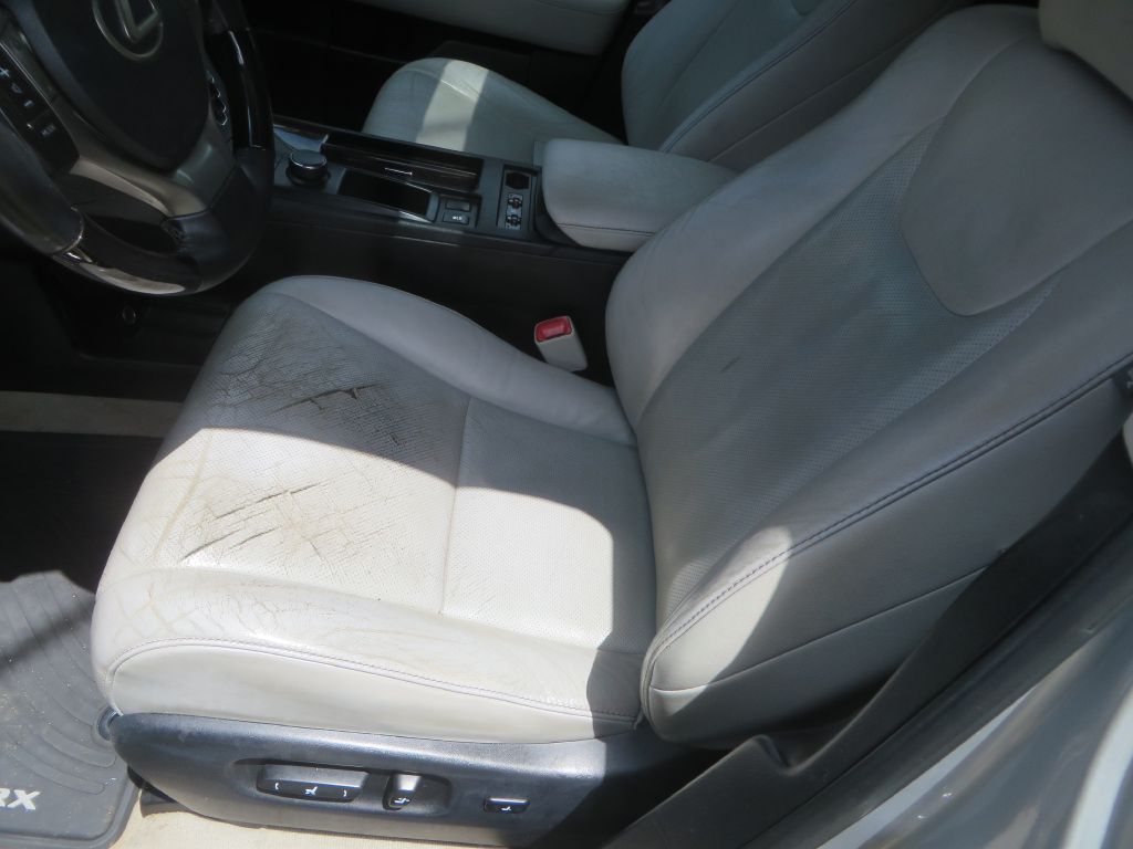 Photo 22 of this LEXUS RX