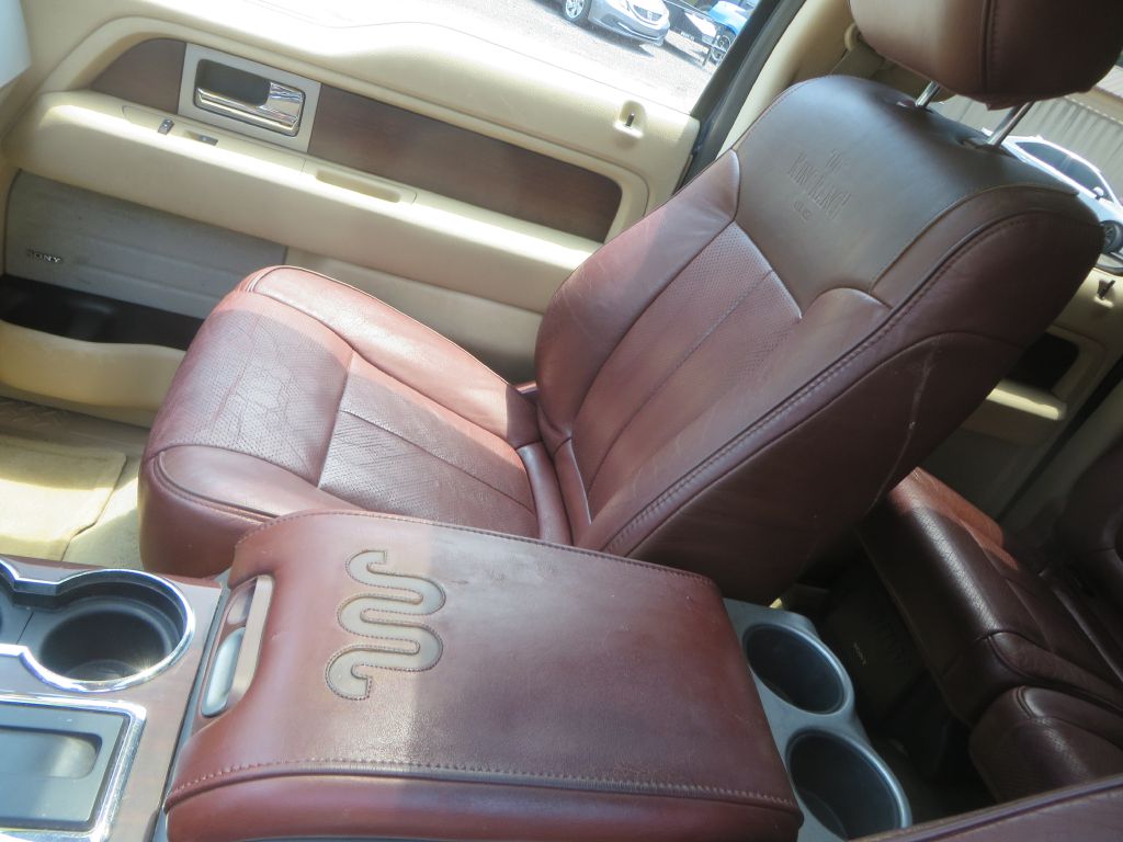 Photo 29 of this FORD F150
