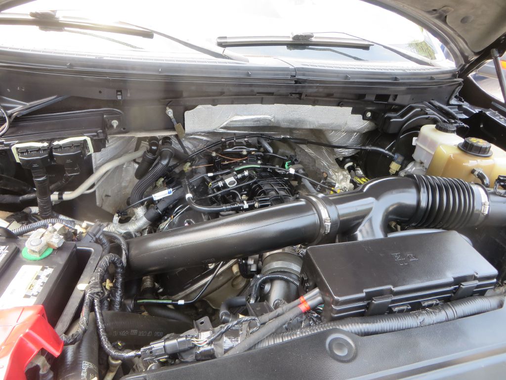 Photo 32 of this FORD F150