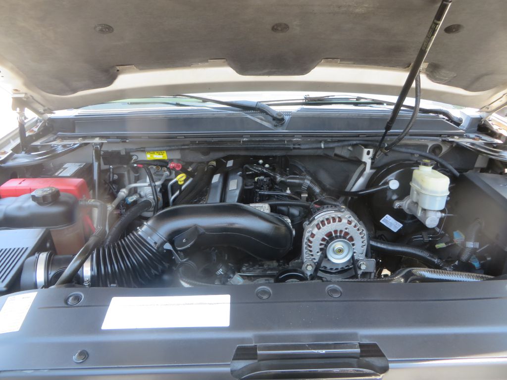 Photo 23 of this CHEVROLET TAHOE