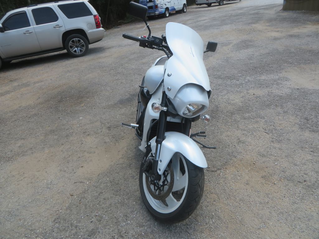 Photo 2 of this SUZUKI VZR1800