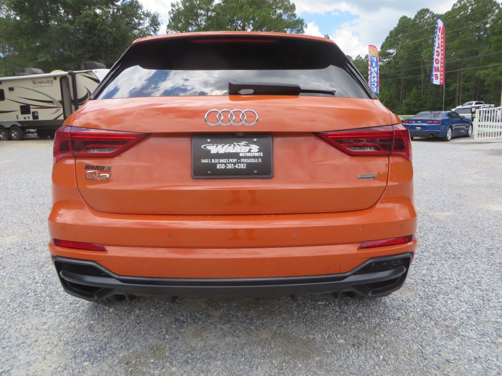 Photo 7 of this AUDI Q3