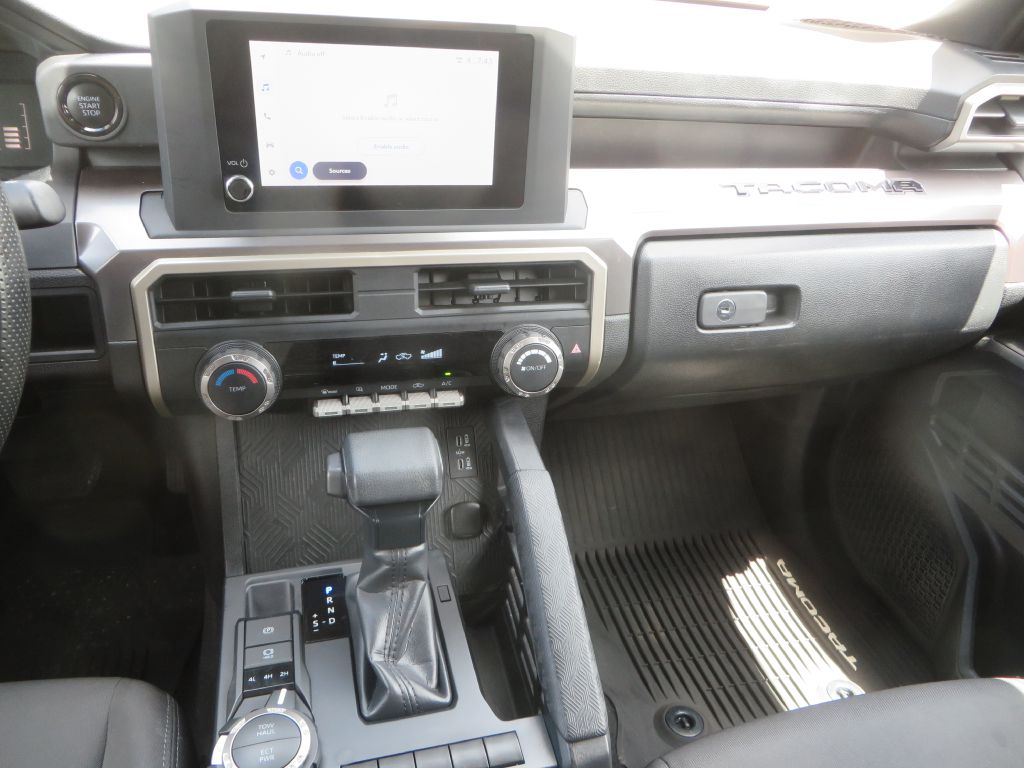 Photo 19 of this TOYOTA TACOMA