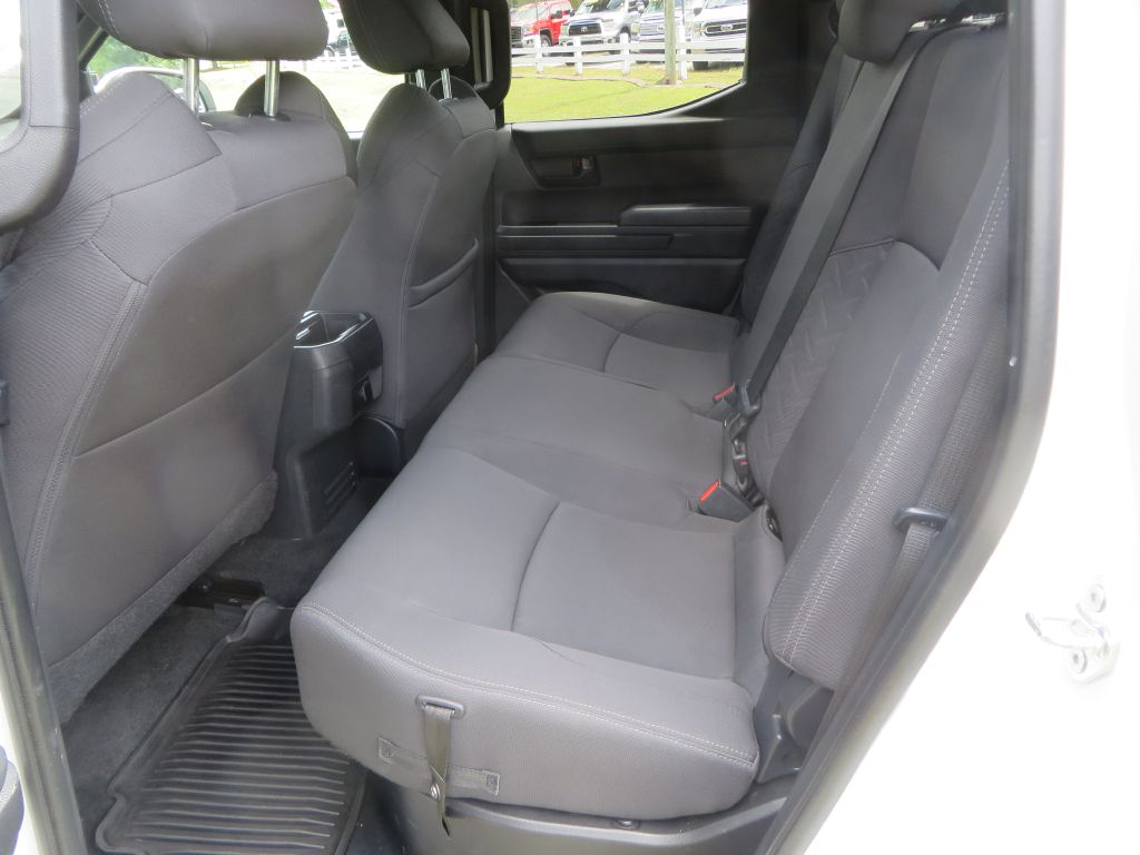 Photo 24 of this TOYOTA TACOMA