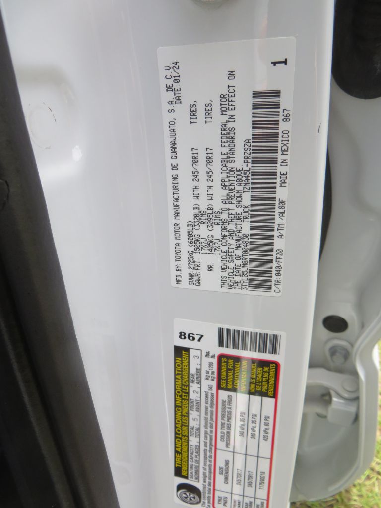 Photo 27 of this TOYOTA TACOMA