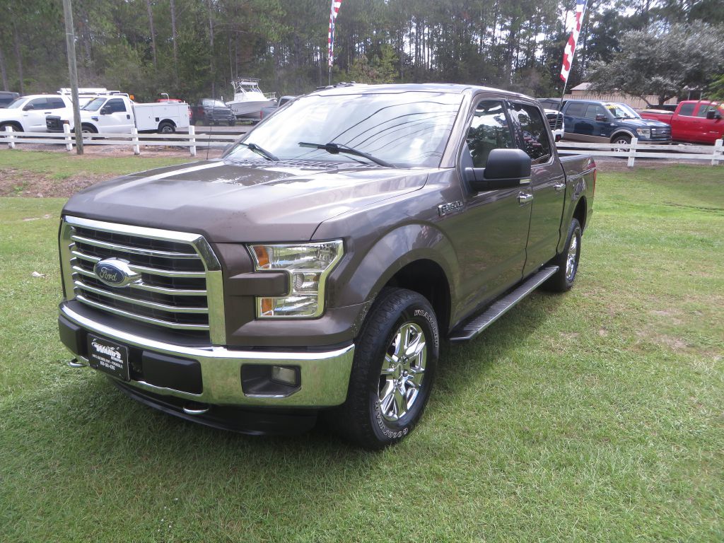 Photo 2 of this FORD F150