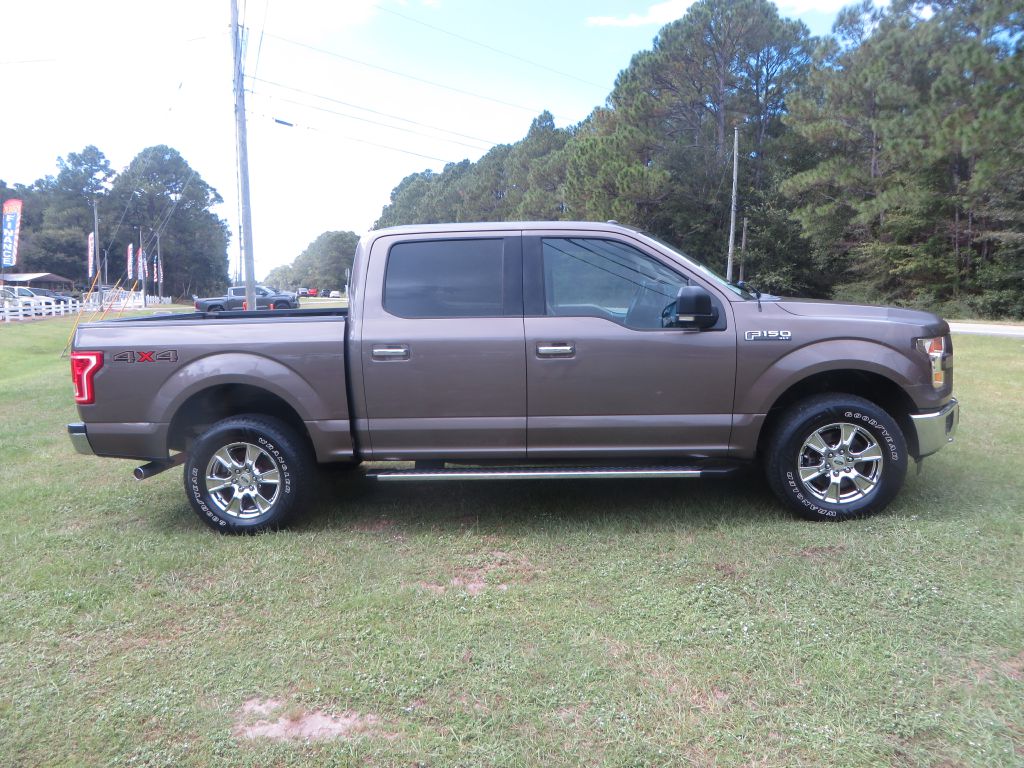 Photo 5 of this FORD F150
