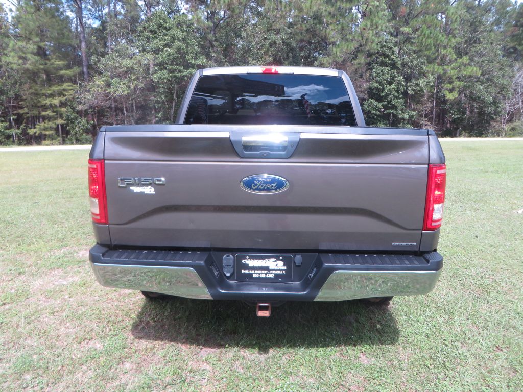 Photo 7 of this FORD F150