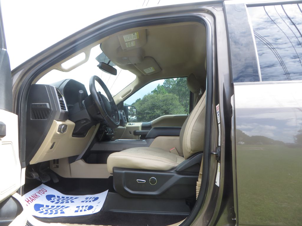 Photo 12 of this FORD F150