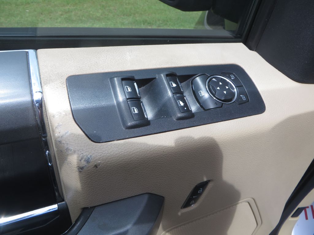 Photo 14 of this FORD F150